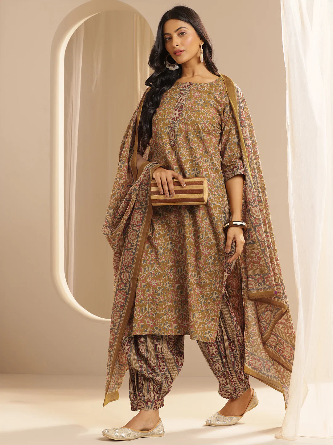 Salwar Suits
